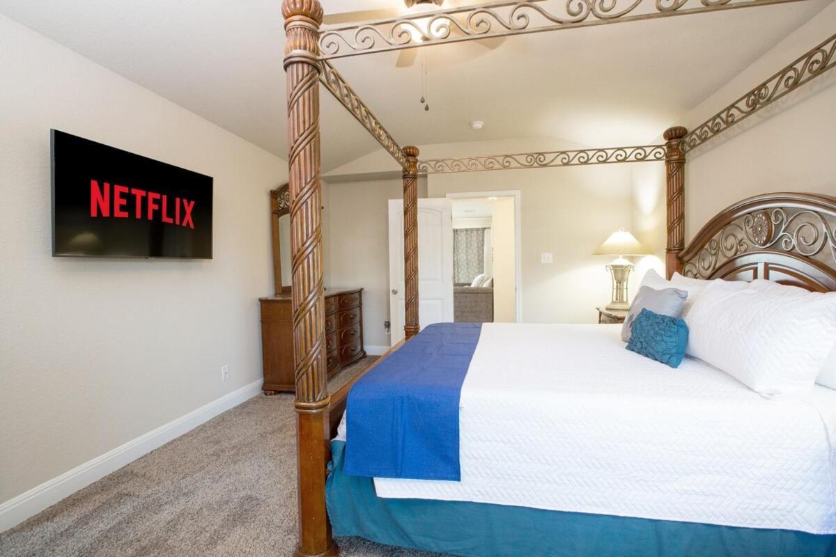 Family Spacious & Fun 2mins To Shooting Complex Yard San Antonio